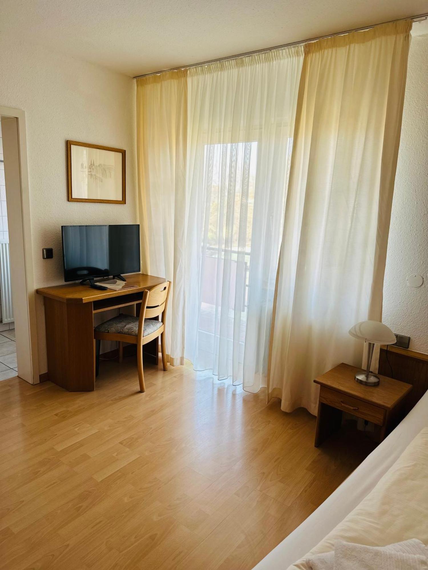 Hotel Hofmann Zur Muehle Bad Krozingen Ngoại thất bức ảnh
